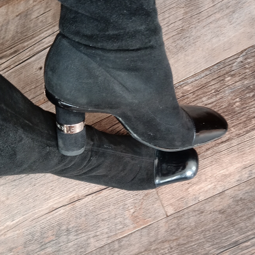 CHANEL suede long boots - Picture 16 of 16